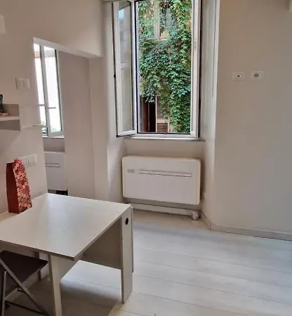 Savelli Old Town - Near Navona Place *